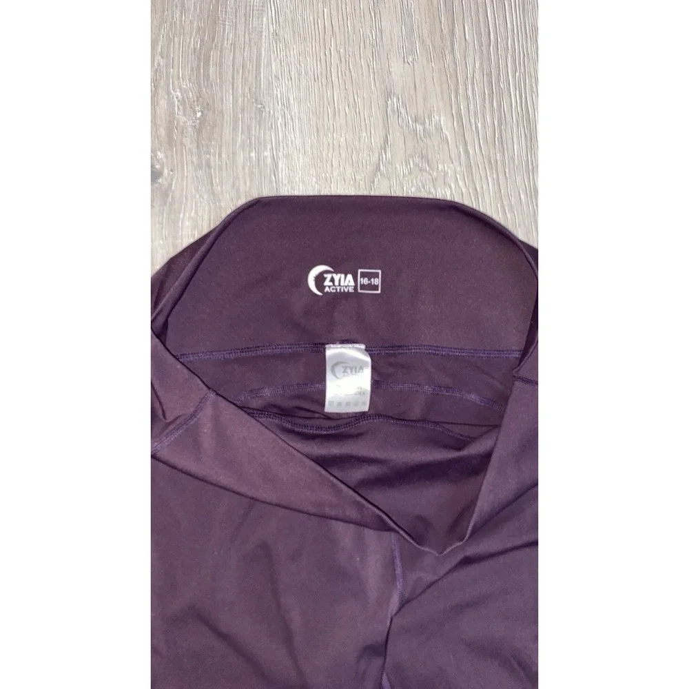 Zyia Active zyia active